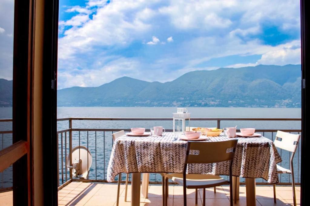 Casa Spiaggia Brezzo Eksteriør bilde